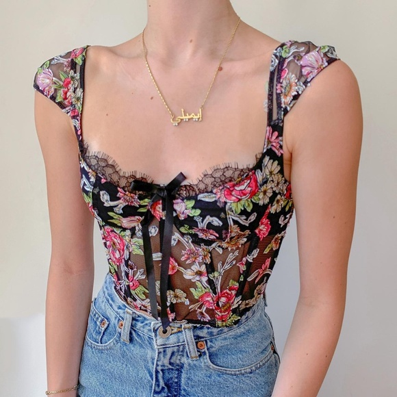 Victoria’s Secret — BNWT Unlined Bra Top in Black Floral ✨ - Picture 3 of 4